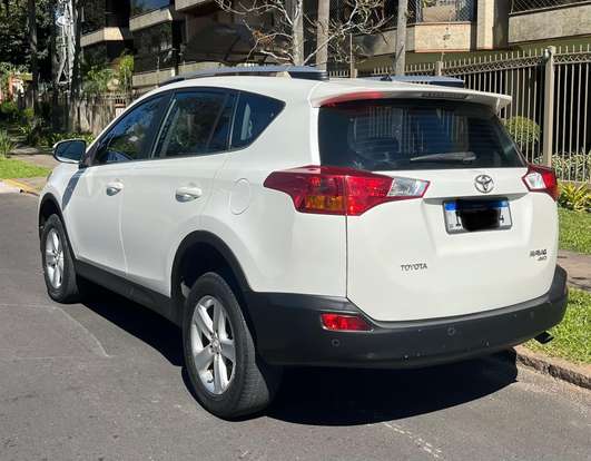 TOYOTA-RAV4-2013
