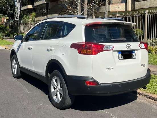 TOYOTA-RAV4-2.0 4X4 16V GASOLINA 4P AUTOMÁTICO TOYOTA-RAV4-2013