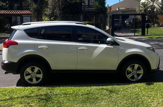 TOYOTA-RAV4-2013