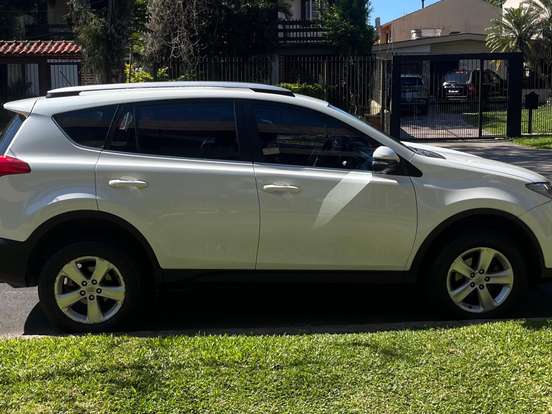 TOYOTA-RAV4-2.0 4X4 16V GASOLINA 4P AUTOMÁTICO TOYOTA-RAV4-2013