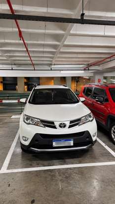 TOYOTA-RAV4-2014