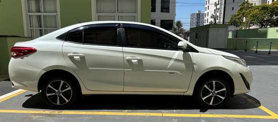 TOYOTA-YARIS-2020