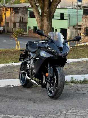 TRIUMPH-DAYTONA 660 TRIUMPH-DAYTONA 660-2024