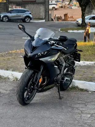 TRIUMPH-DAYTONA 660 TRIUMPH-DAYTONA 660-2024