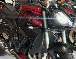 TRIUMPH STREET TRIPLE 765 RS TRIUMPH STREET TRIPLE 765 RS