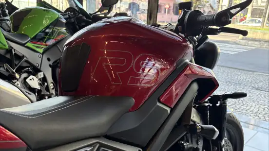 TRIUMPH-STREET TRIPLE 765 RS-2023