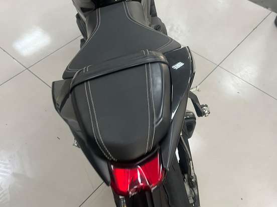 TRIUMPH-STREET TRIPLE 765 RS TRIUMPH-STREET TRIPLE 765 RS-2023