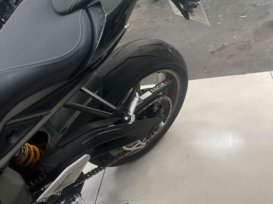 TRIUMPH-STREET TRIPLE 765 RS TRIUMPH-STREET TRIPLE 765 RS-2023