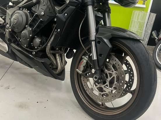 TRIUMPH-STREET TRIPLE 765 RS TRIUMPH-STREET TRIPLE 765 RS-2023