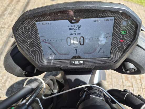 TRIUMPH-STREET TRIPLE 765 RS TRIUMPH-STREET TRIPLE 765 RS-2023