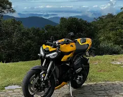 TRIUMPH STREET TRIPLE RS ABS TRIUMPH STREET TRIPLE RS ABS
