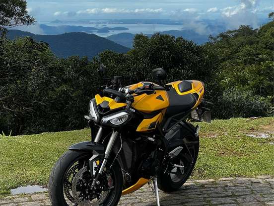 TRIUMPH-STREET TRIPLE RS ABS TRIUMPH-STREET TRIPLE RS ABS-2025