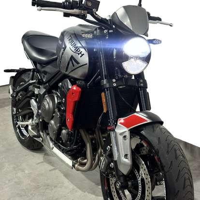 TRIUMPH-TRIDENT 660-2024