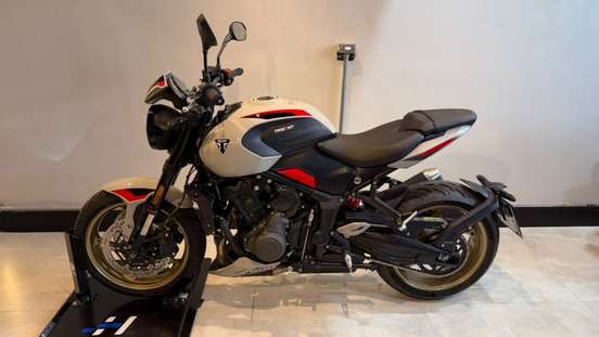 TRIUMPH-TRIDENT 800-2026