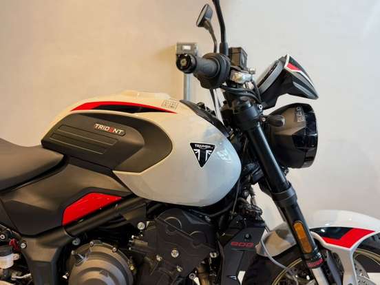 TRIUMPH-TRIDENT 800-2026