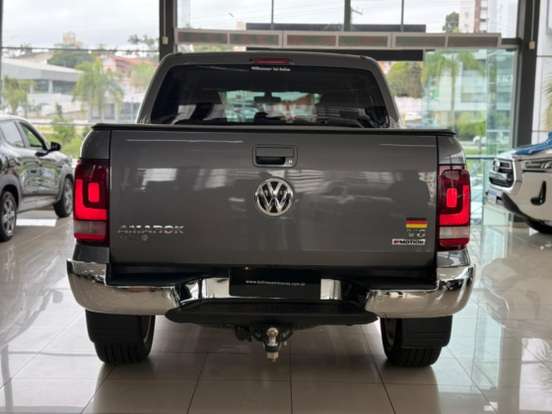 VOLKSWAGEN-AMAROK-3.0 V6 TDI DIESEL HIGHLINE CD 4MOTION AUTOMÁTICO VOLKSWAGEN-AMAROK-2023