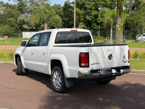 VOLKSWAGEN-AMAROK-2018
