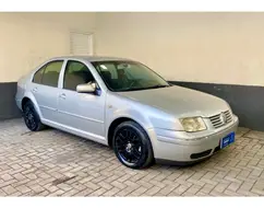 VOLKSWAGEN BORA 2.0 MI 8V GASOLINA 4P MANUAL VOLKSWAGEN BORA 2.0 MI 8V GASOLINA 4P MANUAL