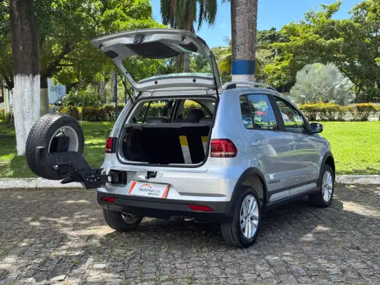 VOLKSWAGEN-CROSSFOX-1.6 MI FLEX 8V 4P AUTOMATIZADO VOLKSWAGEN-CROSSFOX-2014