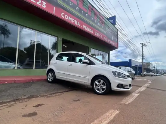 VOLKSWAGEN-FOX-1.6 MSI COMFORTLINE 8V FLEX 4P MANUAL VOLKSWAGEN-FOX-2016