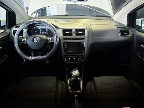 VOLKSWAGEN-FOX-1.6 MSI TOTAL FLEX CONNECT 4P MANUAL VOLKSWAGEN-FOX-2019