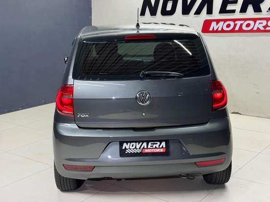 VOLKSWAGEN-FOX-2013
