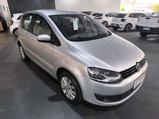 VOLKSWAGEN-FOX-1.6 MI 8V FLEX 4P MANUAL VOLKSWAGEN-FOX-2013