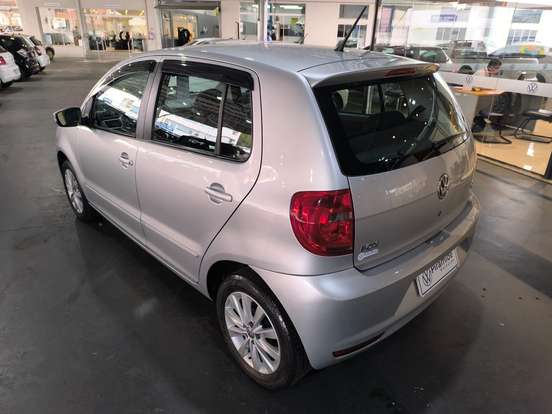VOLKSWAGEN-FOX-2013