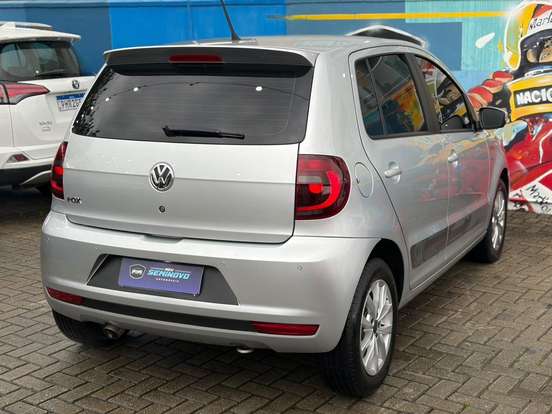VOLKSWAGEN-FOX-2013