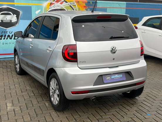 VOLKSWAGEN-FOX-2013