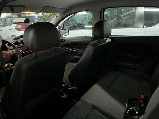 VOLKSWAGEN-GOL-2019