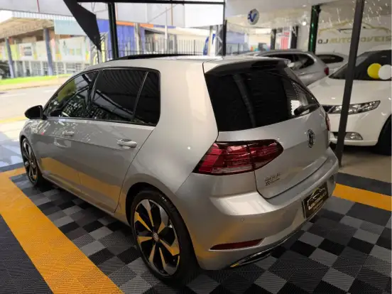 VOLKSWAGEN-GOLF-1.0 200 TSI TOTAL FLEX COMFORTLINE TIPTRONIC VOLKSWAGEN-GOLF-2018