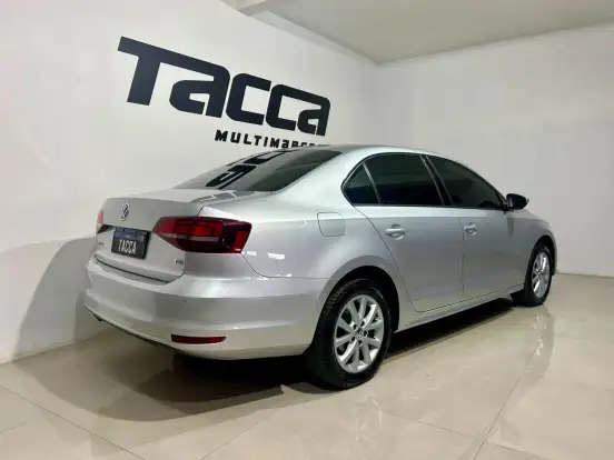 VOLKSWAGEN-JETTA-2015