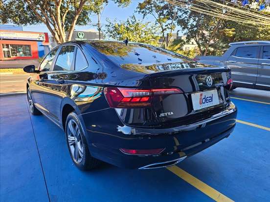 VOLKSWAGEN-JETTA-1.4 250 TSI TOTAL FLEX R-LINE TIPTRONIC VOLKSWAGEN-JETTA-2020