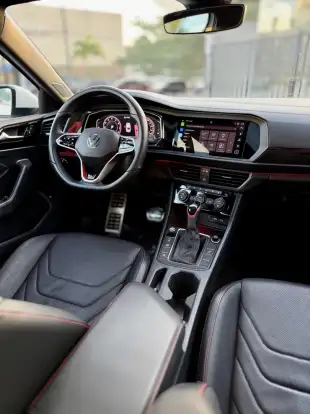 VOLKSWAGEN-JETTA-2022