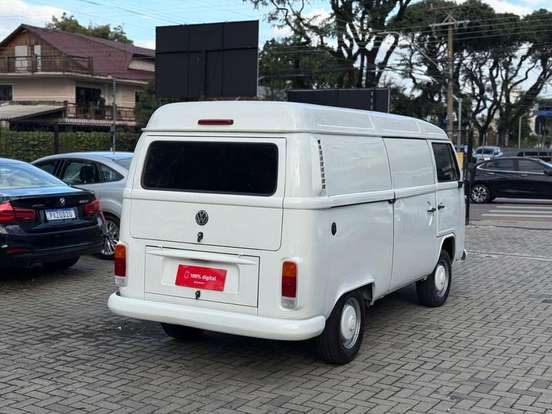 VOLKSWAGEN-KOMBI-1.4 MI FURGÃO 8V FLEX 3P MANUAL VOLKSWAGEN-KOMBI-2013
