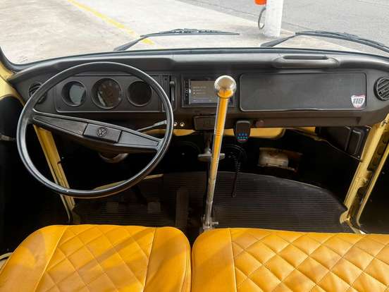 VOLKSWAGEN-KOMBI-1994