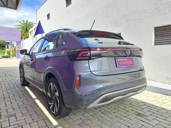 VOLKSWAGEN-NIVUS-1.0 200 TSI TOTAL FLEX HIGHLINE AUTOMÁTICO VOLKSWAGEN-NIVUS-2025