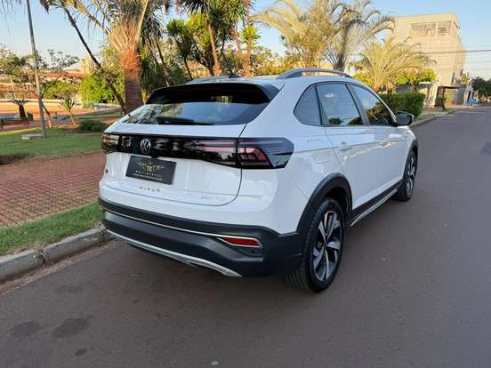 VOLKSWAGEN-NIVUS-1.0 200 TSI TOTAL FLEX HIGHLINE AUTOMÁTICO VOLKSWAGEN-NIVUS-2024