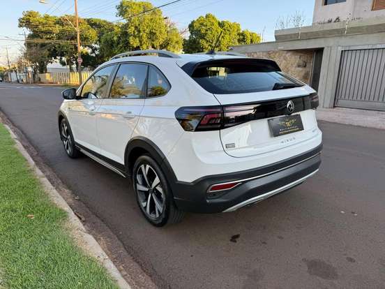 VOLKSWAGEN-NIVUS-1.0 200 TSI TOTAL FLEX HIGHLINE AUTOMÁTICO VOLKSWAGEN-NIVUS-2024