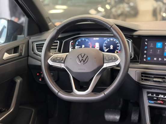 VOLKSWAGEN-NIVUS-1.0 200 TSI TOTAL FLEX HIGHLINE AUTOMÁTICO VOLKSWAGEN-NIVUS-2023