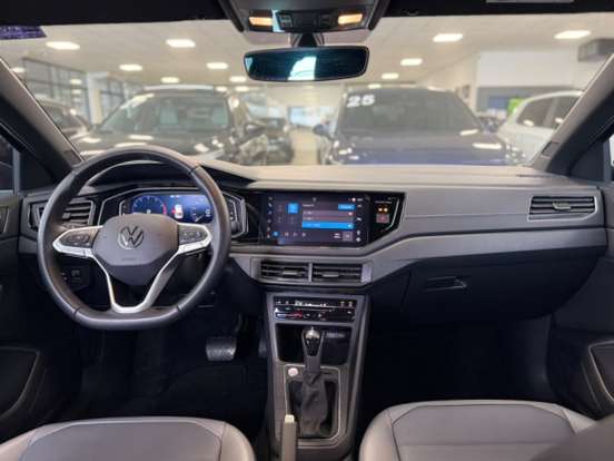 VOLKSWAGEN-NIVUS-1.0 200 TSI TOTAL FLEX HIGHLINE AUTOMÁTICO VOLKSWAGEN-NIVUS-2023