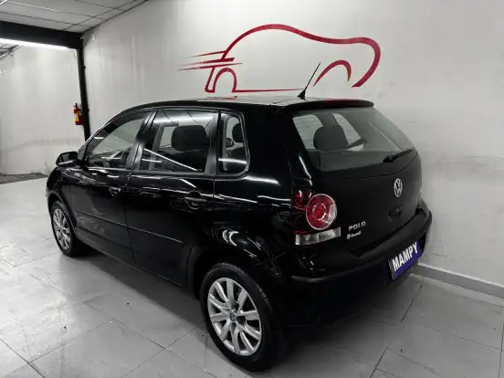 VOLKSWAGEN-POLO-1.6 MI 8V FLEX 4P MANUAL VOLKSWAGEN-POLO-2010