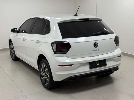 VOLKSWAGEN-POLO-1.0 170 TSI HIGHLINE AUTOMÁTICO VOLKSWAGEN-POLO-2024