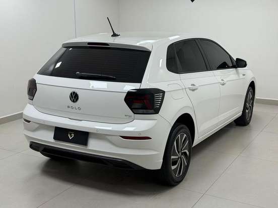 VOLKSWAGEN-POLO-1.0 170 TSI HIGHLINE AUTOMÁTICO VOLKSWAGEN-POLO-2024