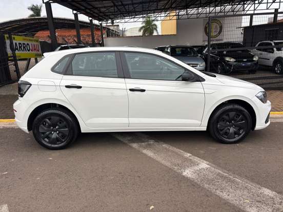 VOLKSWAGEN-POLO-2023