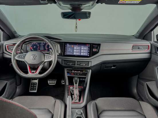 VOLKSWAGEN-POLO-2024