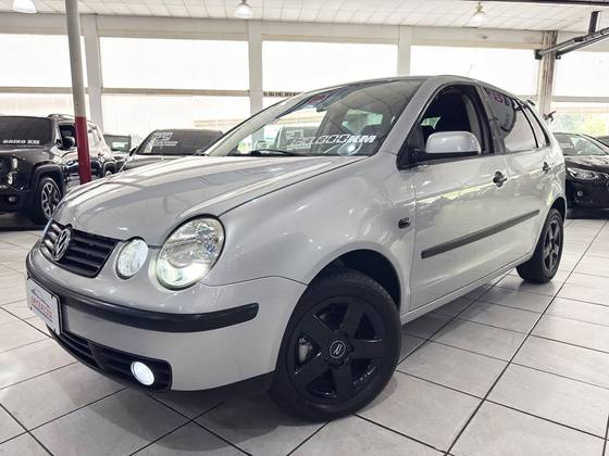 Volkswagen Polo 1.6 MI 8V Flex 4P Manual