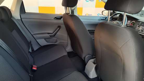 VOLKSWAGEN-POLO-2018