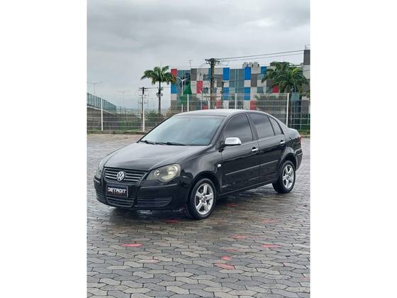 VOLKSWAGEN POLO SEDAN 1.6 8V GASOLINA 4P MANUAL